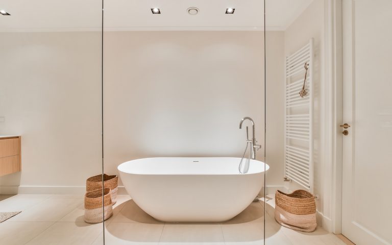 14 Pros And Cons Of Reglazing A Bathtub You Should Know Interiordesignipedia 1037