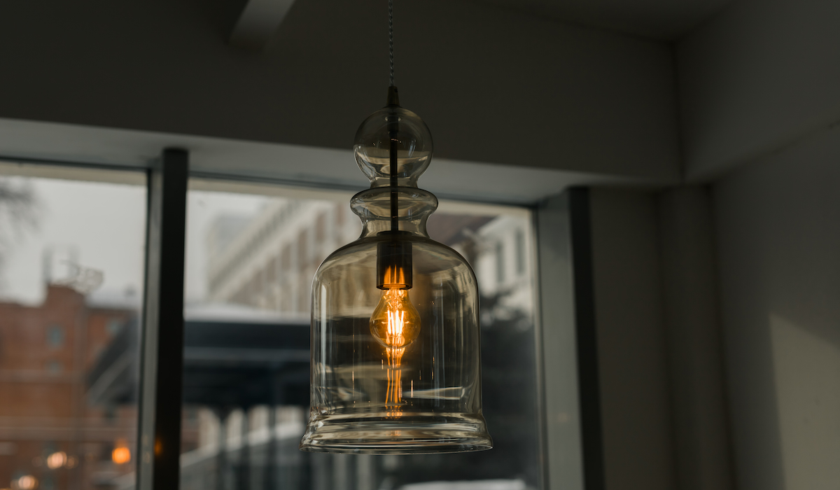 Should Light Fixtures Match Throughout the House? Interiordesignipedia